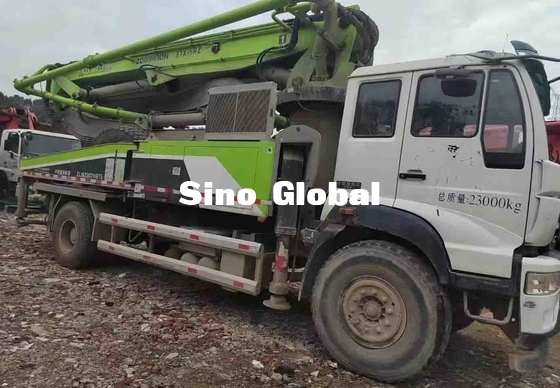 Используемая тележка 37M конкретного насоса Зумлион с высотой шасси 1370mm Sinotruk питаясь